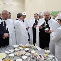 Президент Беларуси поручил проанализировать все молокоперерабатывающие предприятия
